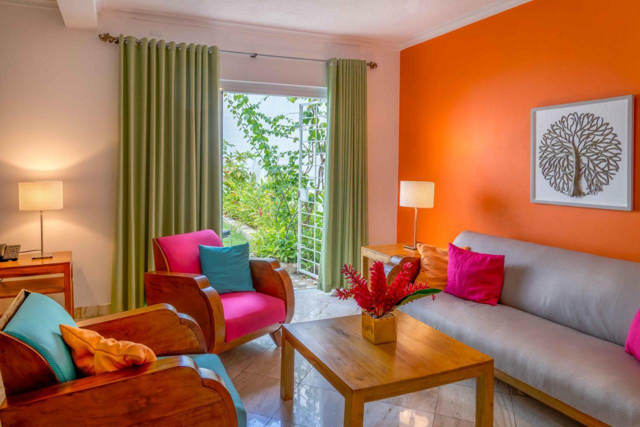 Hotel Montana Pétionville Extérieur photo
