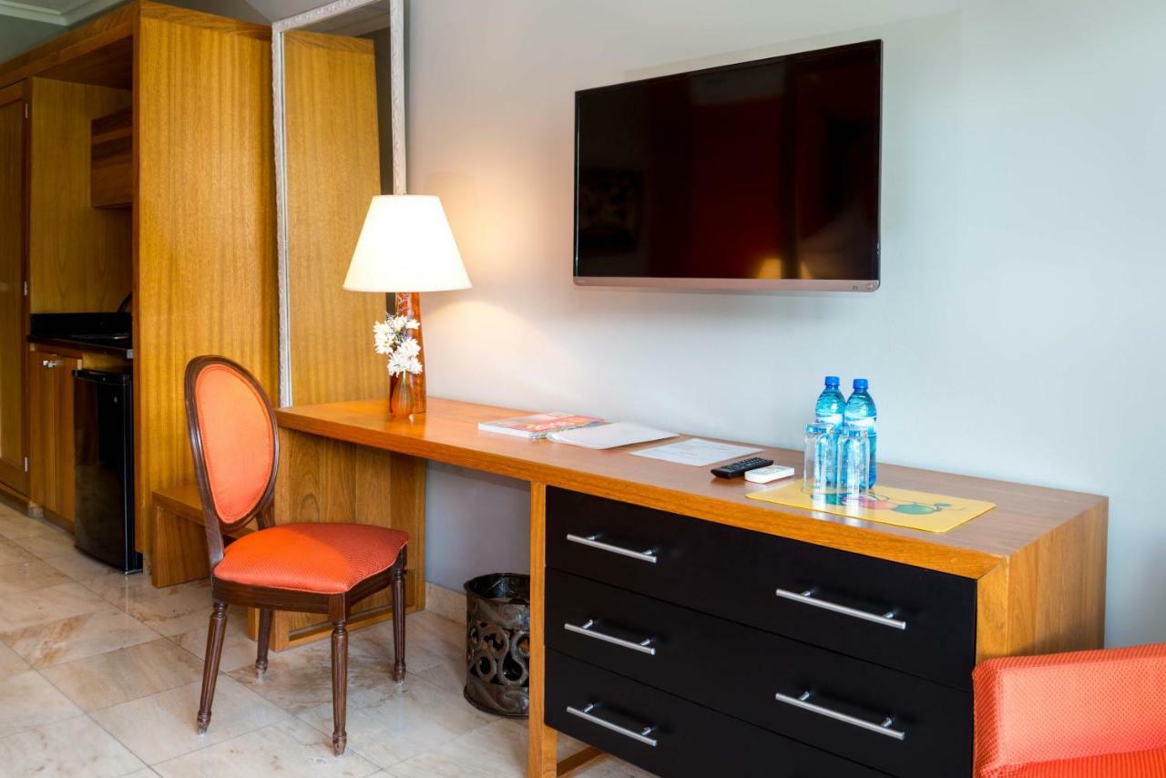 Hotel Montana Pétionville Extérieur photo
